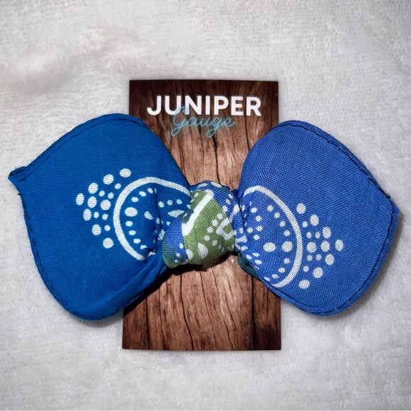 Dark Tie Dye Paisley Bandana Knotted Hair Bow - Picture 11 of 11